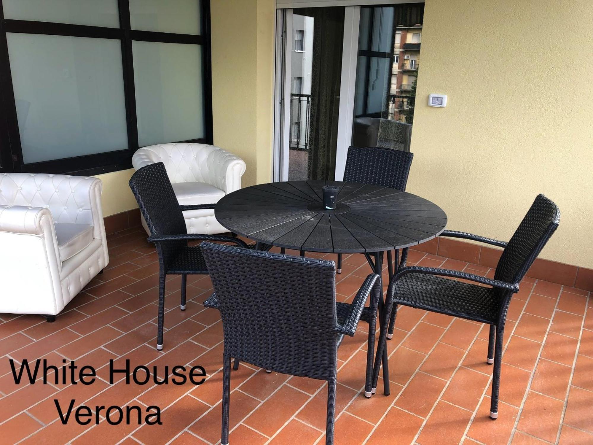 White House Apartment Verona Exterior foto